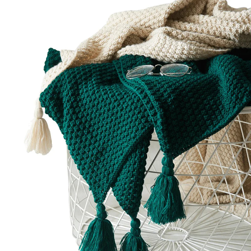 Gebreide Wollen Deken met Kwastjes - NordicCozy